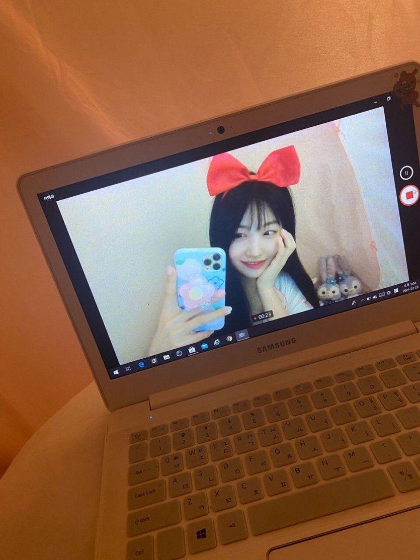 EVERGLOW 김시현1