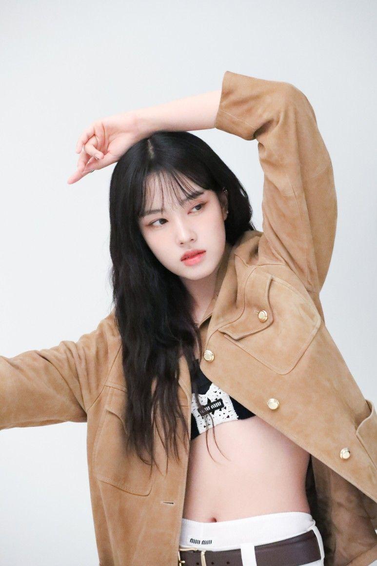 스테이씨 윤1