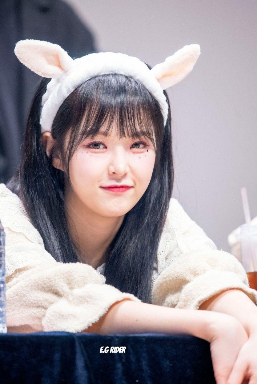 EVERGLOW Jiwon0