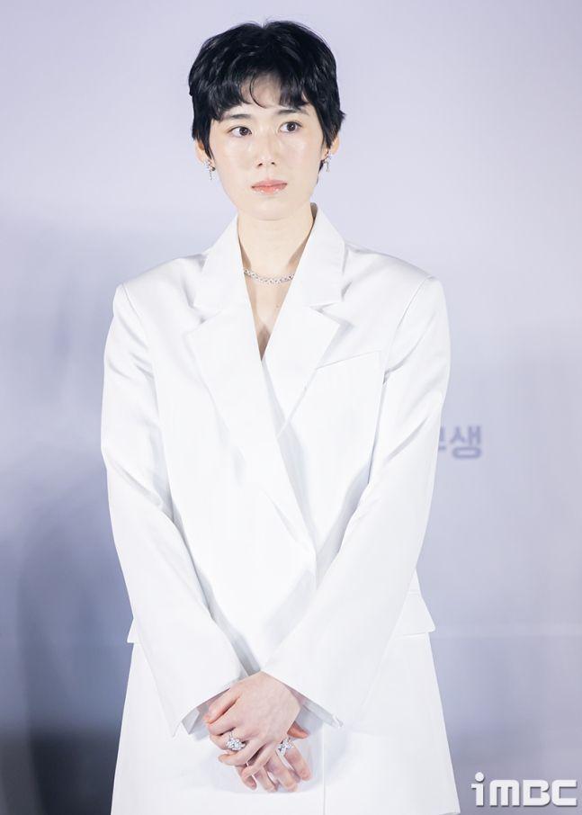 정은채0
