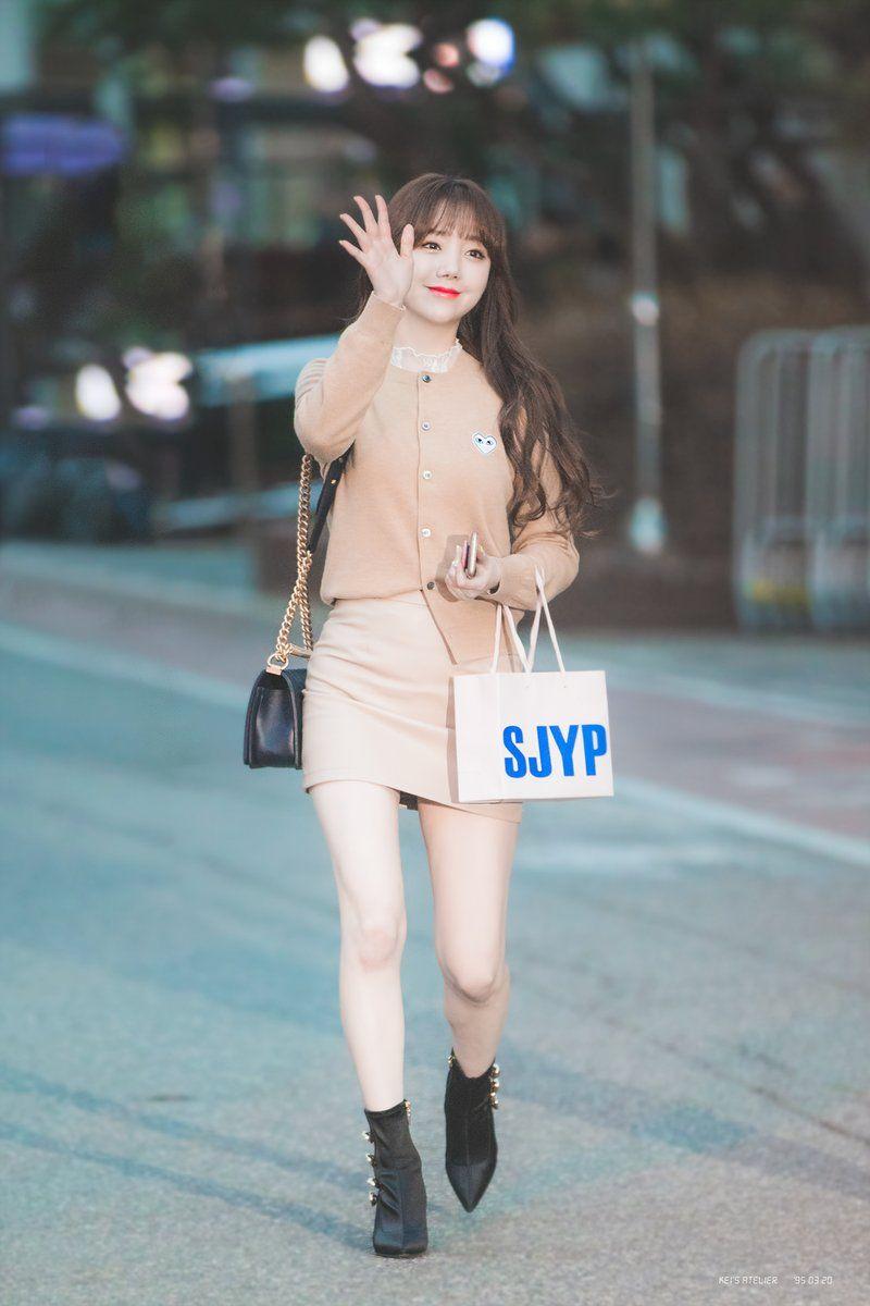러블리즈 밥파고케이 김지연1