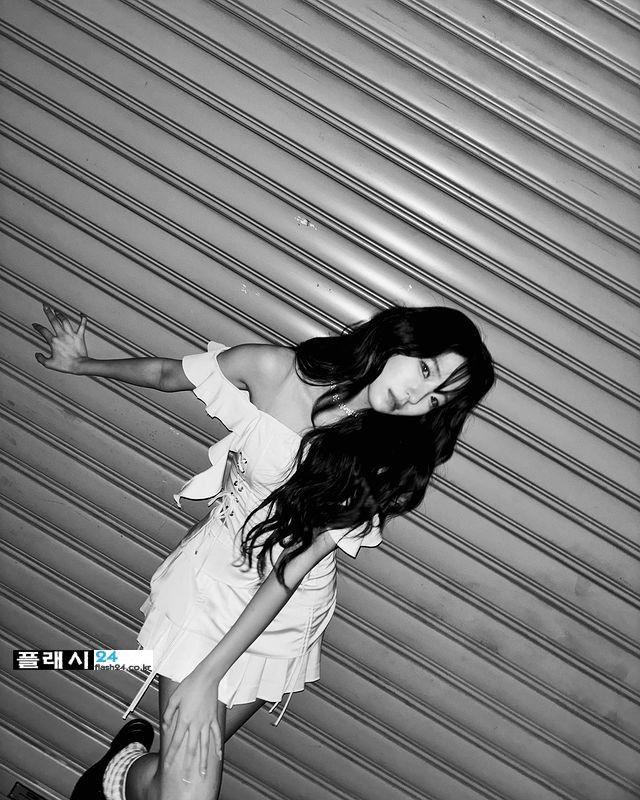 프로미스나인 백지헌1