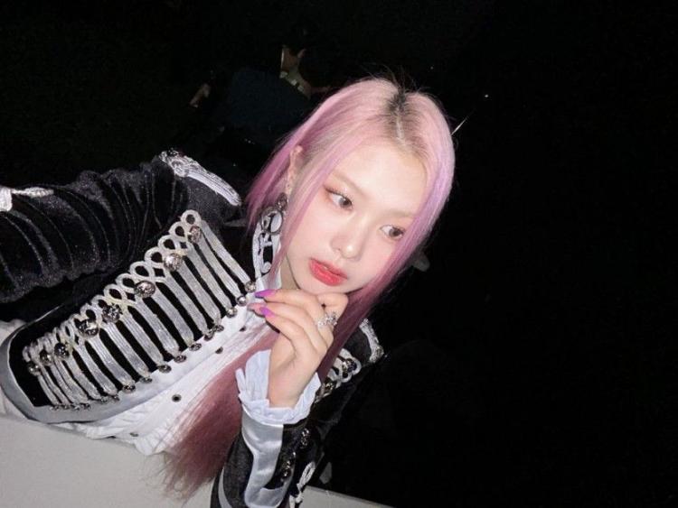 PURPLE KISS PARK SUJIN2