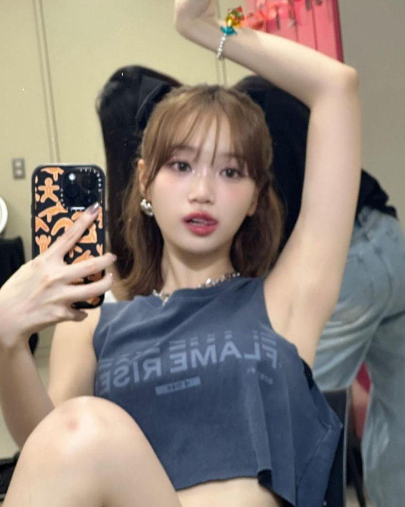 LE SSERAFIM CHAEWON1