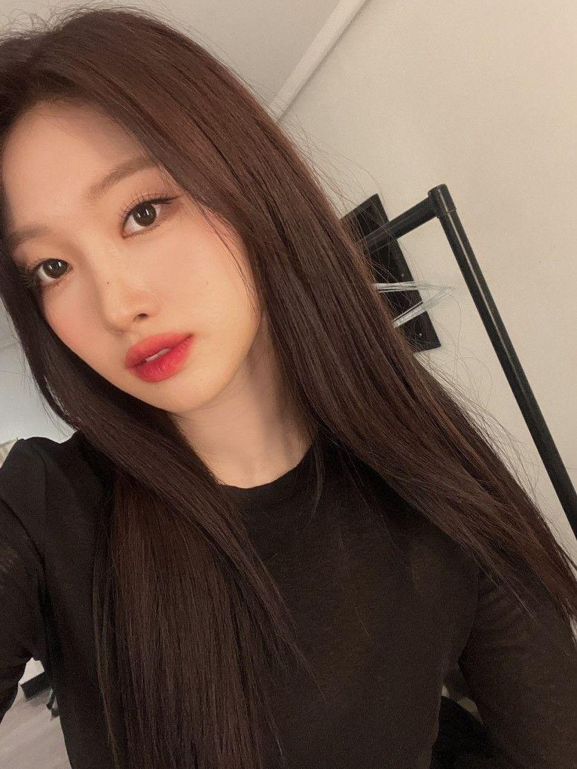 EVERGLOW Sihyeon0