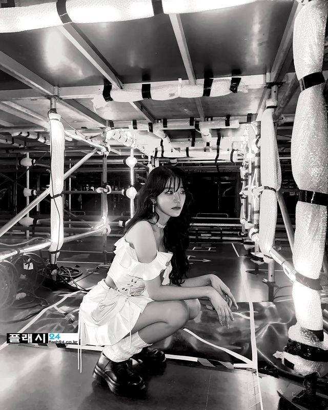 프로미스나인 백지헌0