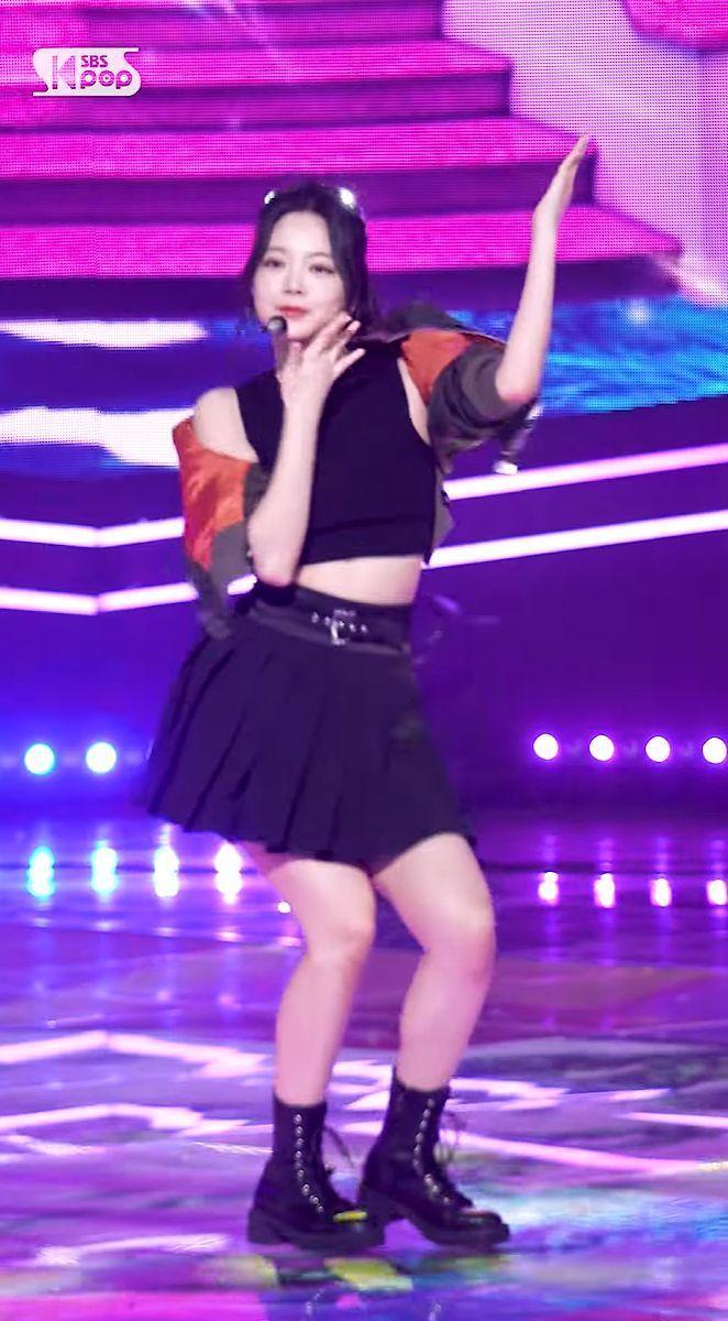 LE SSERAFIM Eunchae1