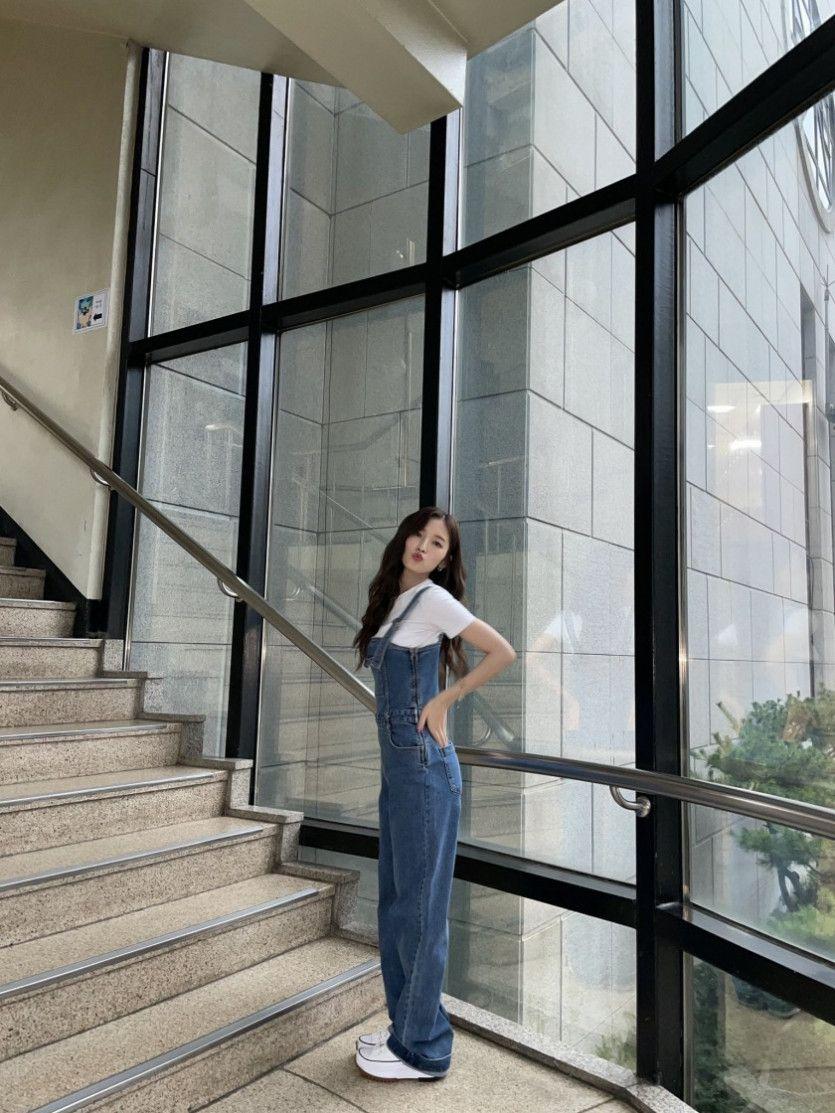 은행장 아린_청 멜빵3