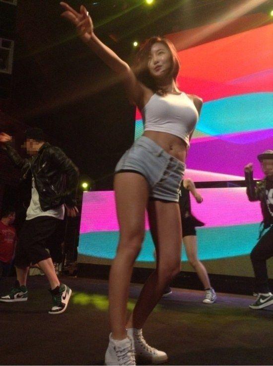 ns윤지0