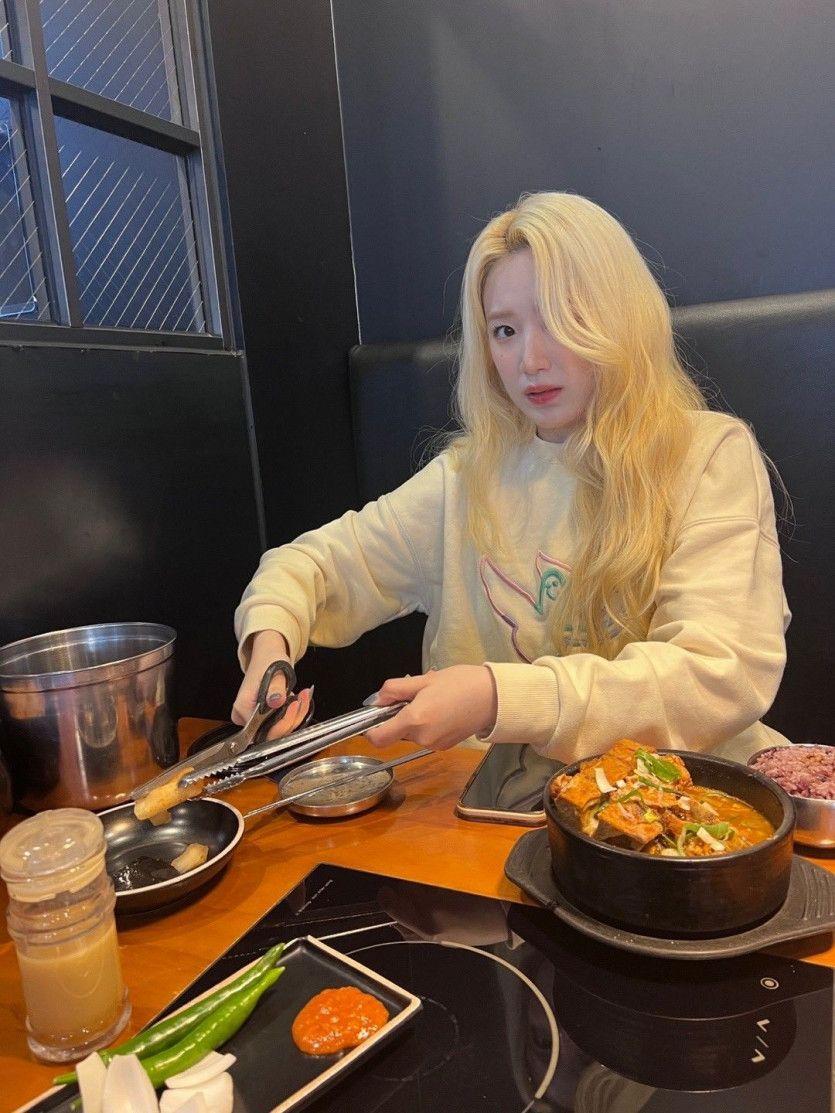 (G)I-DLE shuhua1
