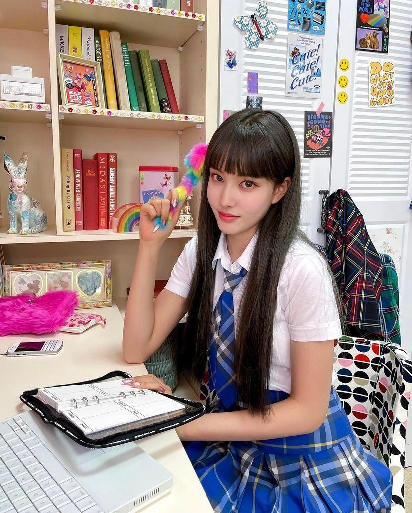 STAYC 윤1
