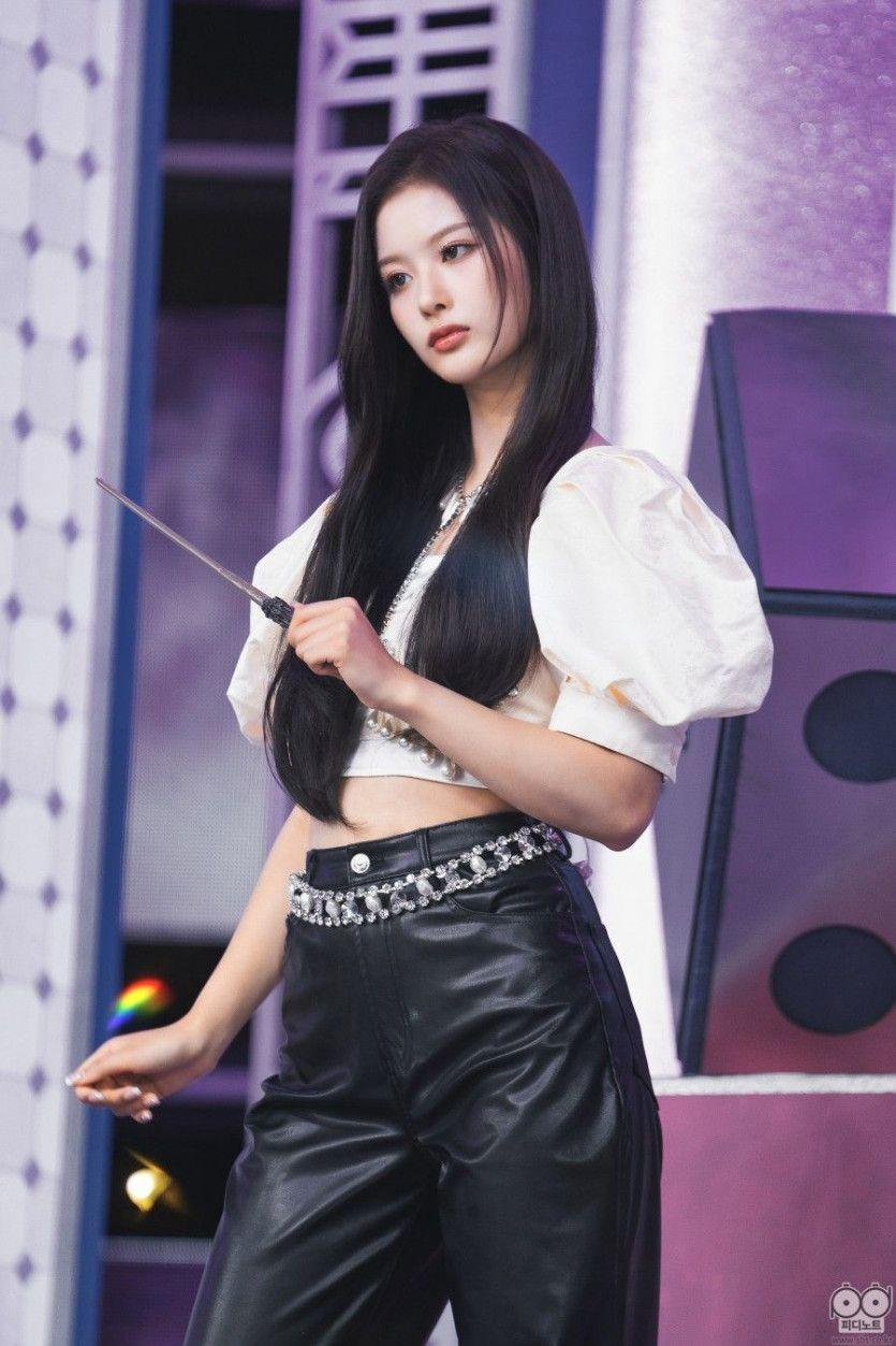 NMIXX Sullyoon1