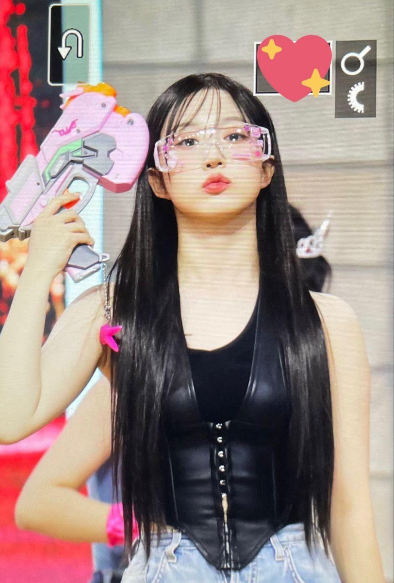 NMIXX Haewon1
