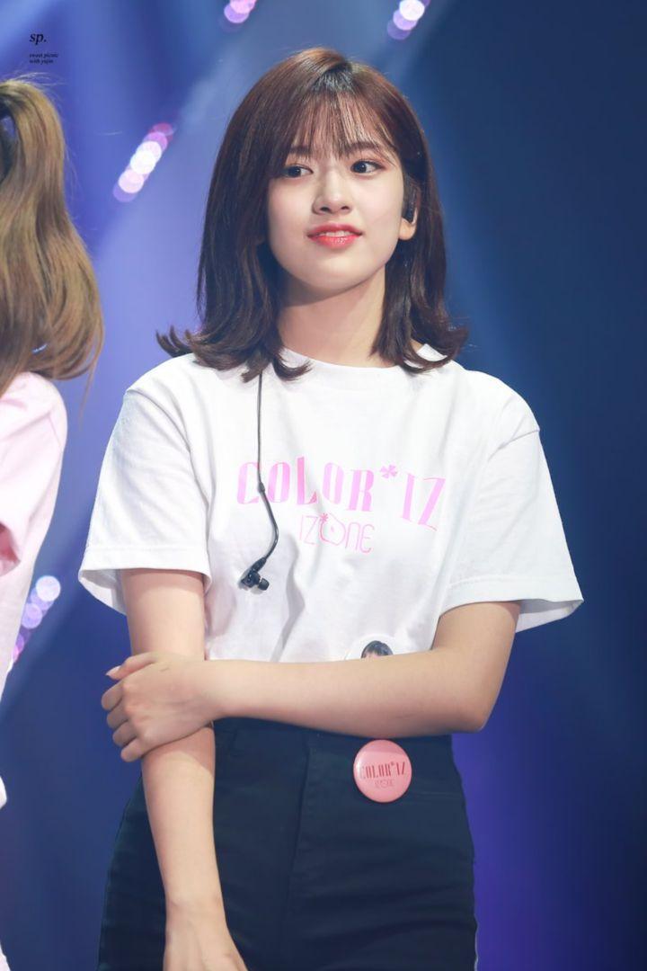 아이즈원 안유진 이채연, 콘서트 외 (25 p)1