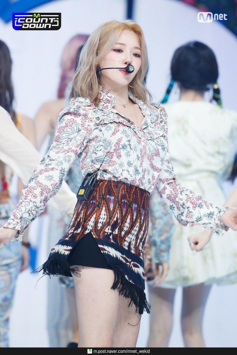 FROMIS9 Roh Ji Sun0
