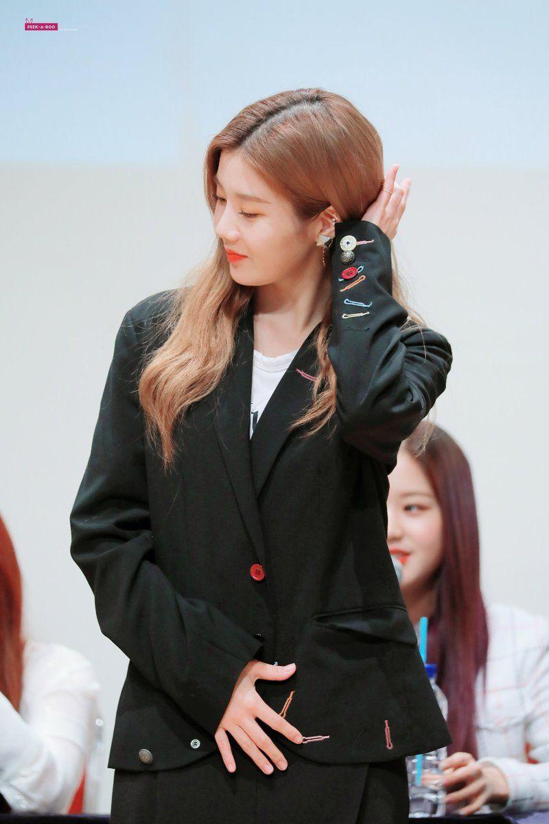 아이즈원 권은비, 190505 팬사5