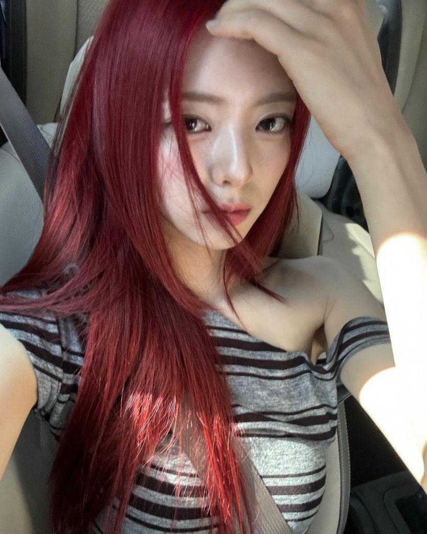 유나0