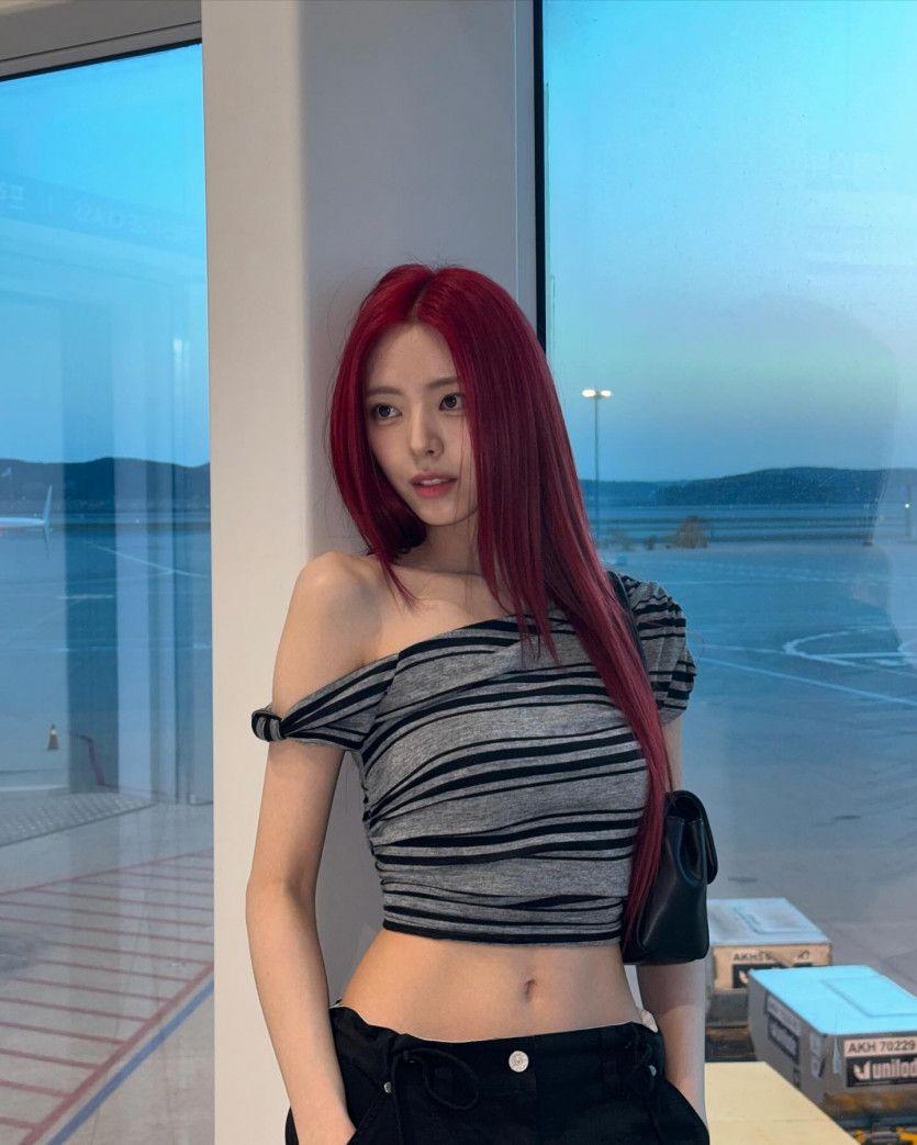 유나2