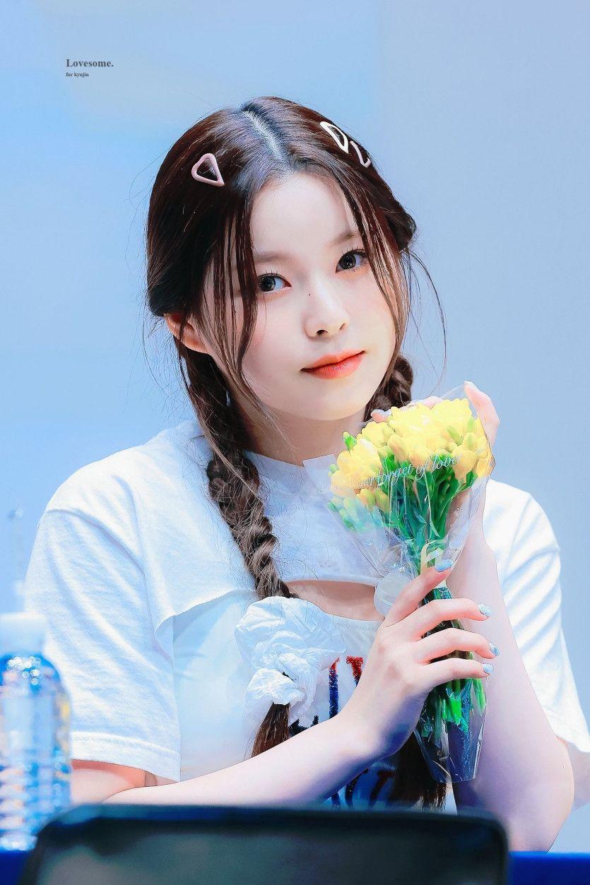 NMIXX kyujin1