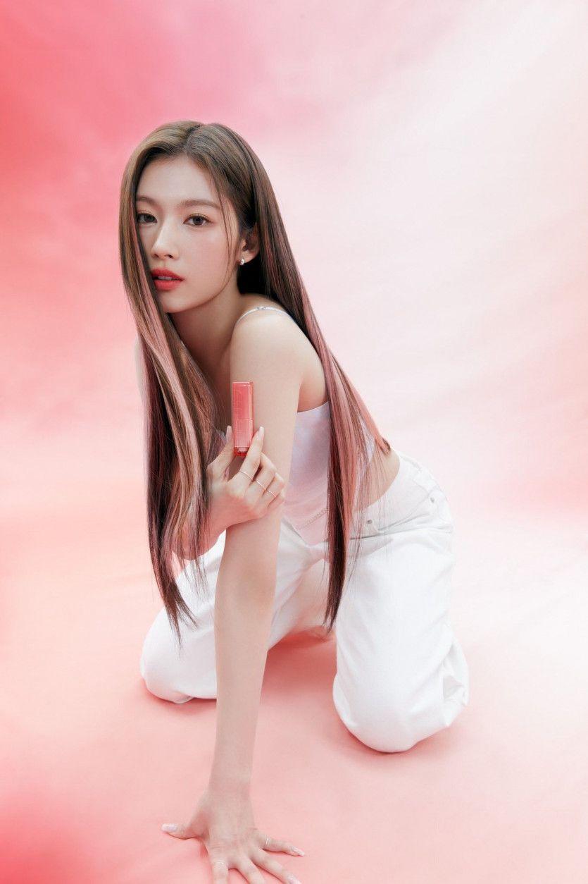 TWICE Sana2