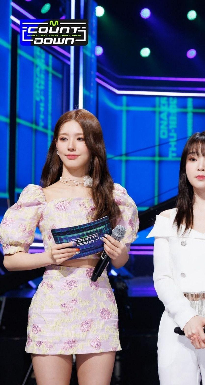 G-IDLE MiYeon1