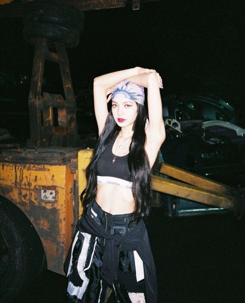 블랙핑크 리사4