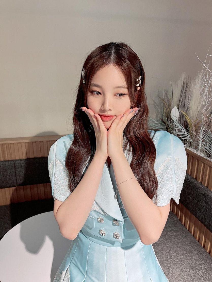 WEEEKLY Soojin1