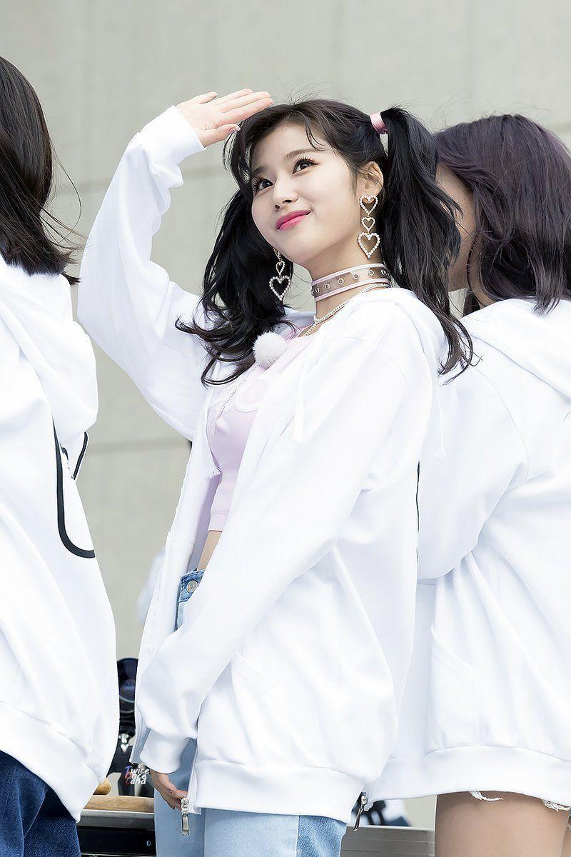 TWICE 사나0