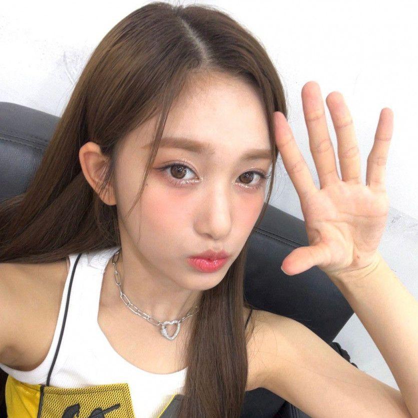 IVE LEESEO3