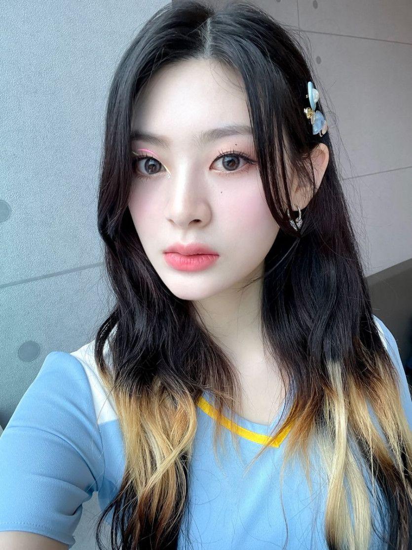 STAYC SIEUN0