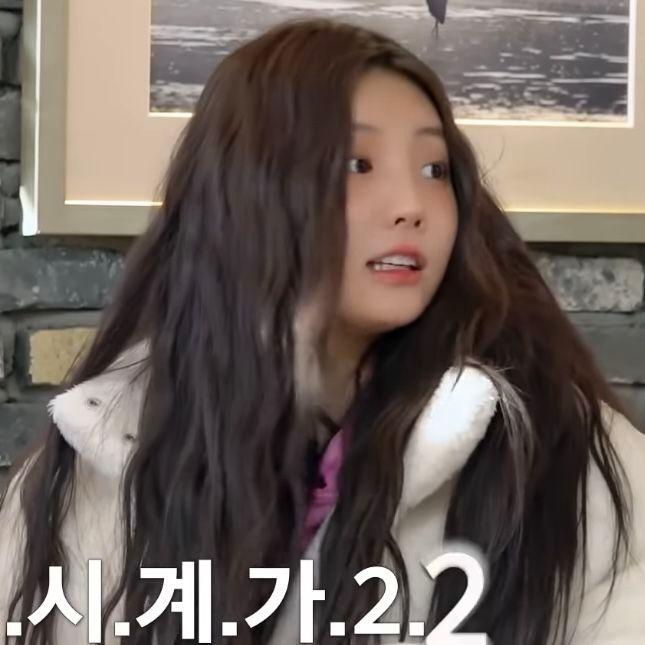ILLIT WONHEE0