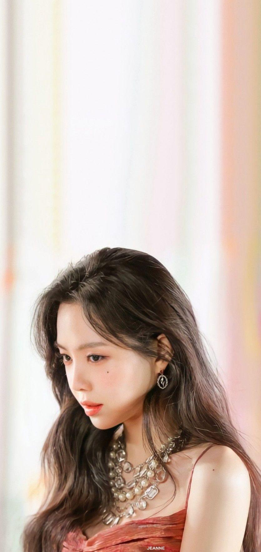 Son Na Eun0