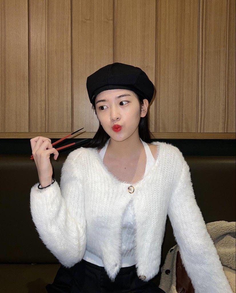 IVE YUJIN0