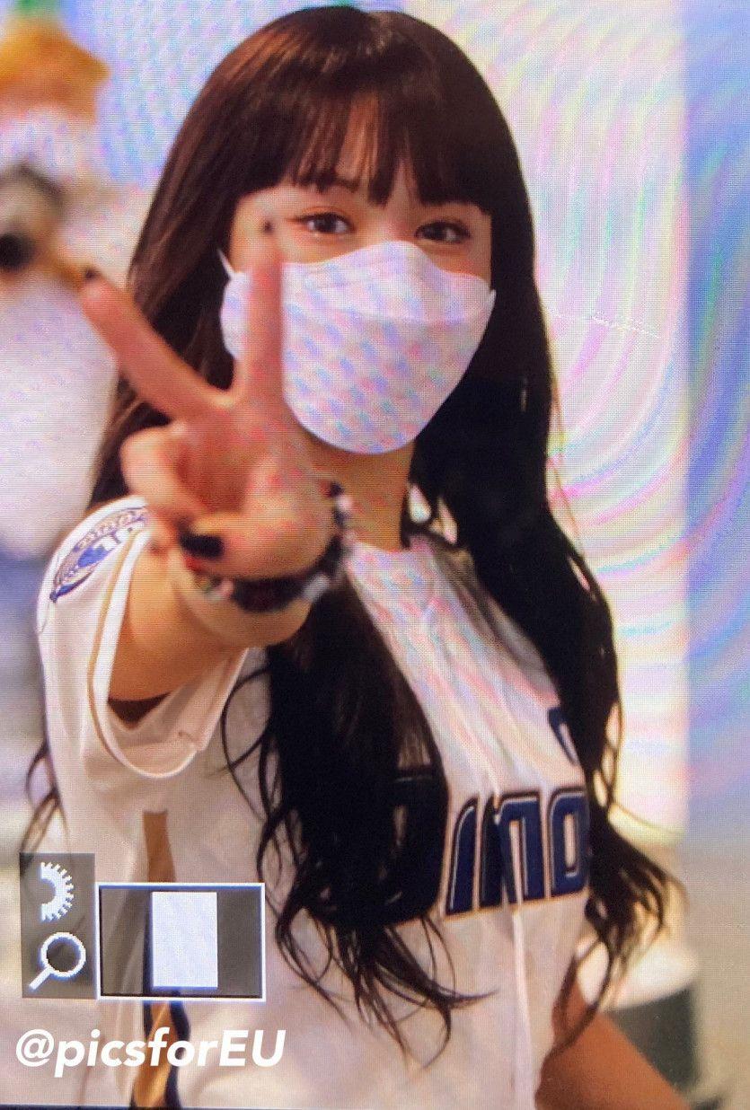 EVERGLOW 박지원1