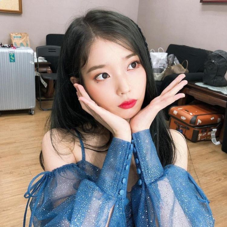 아이유 포토.0
