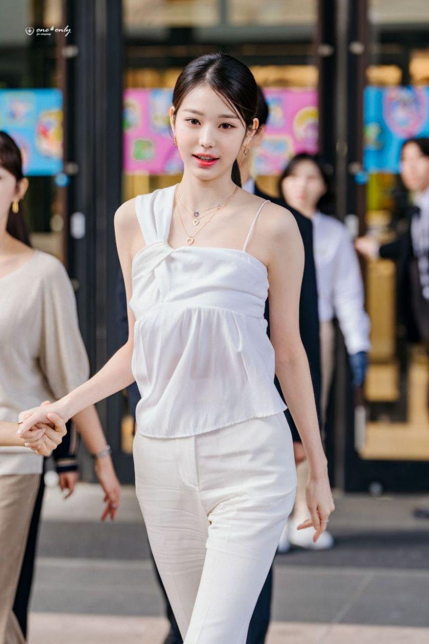 영1