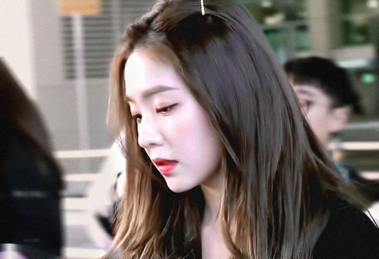일본 콘서트 끝나고 입국한 아이린0