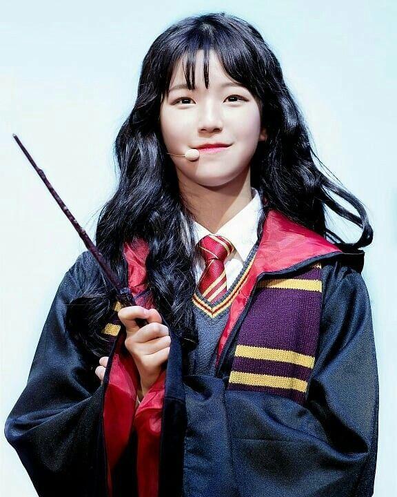 프로미스나인 백지헌3