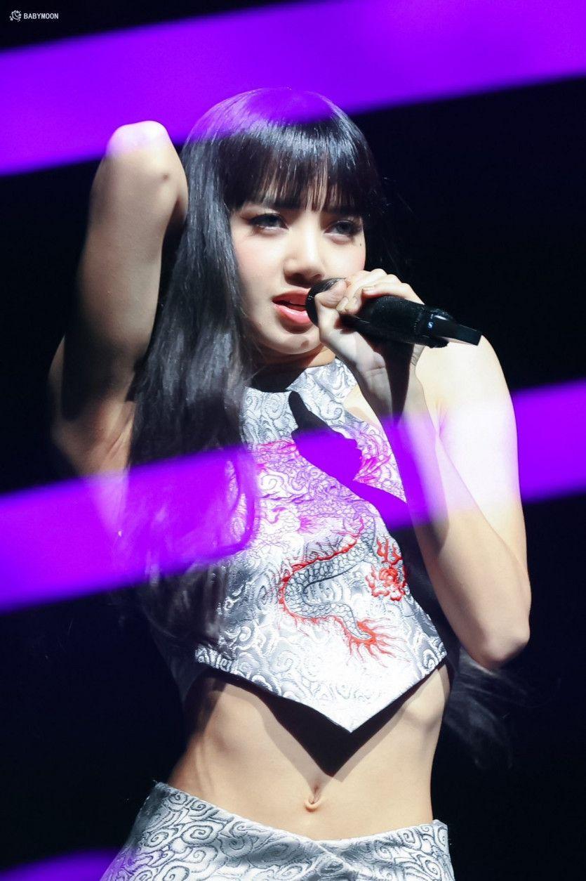 BLACKPINK LISA1