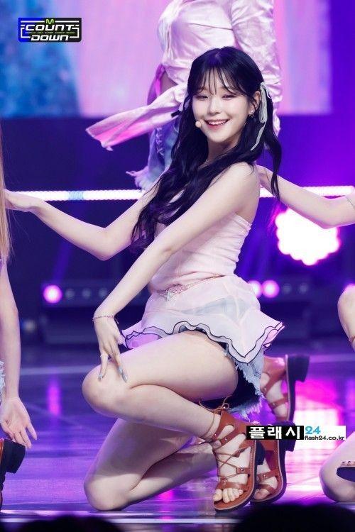 프로미스나인 백지헌1