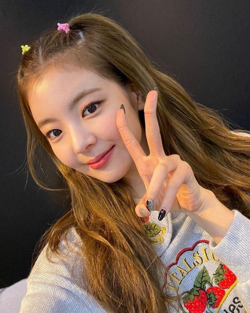 ITZY 리아0