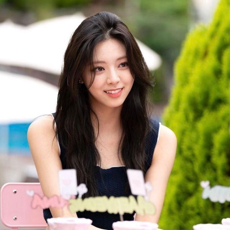 ITZY 유나1