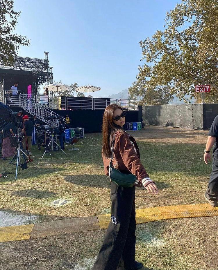 BLACKPINK JENNIE0