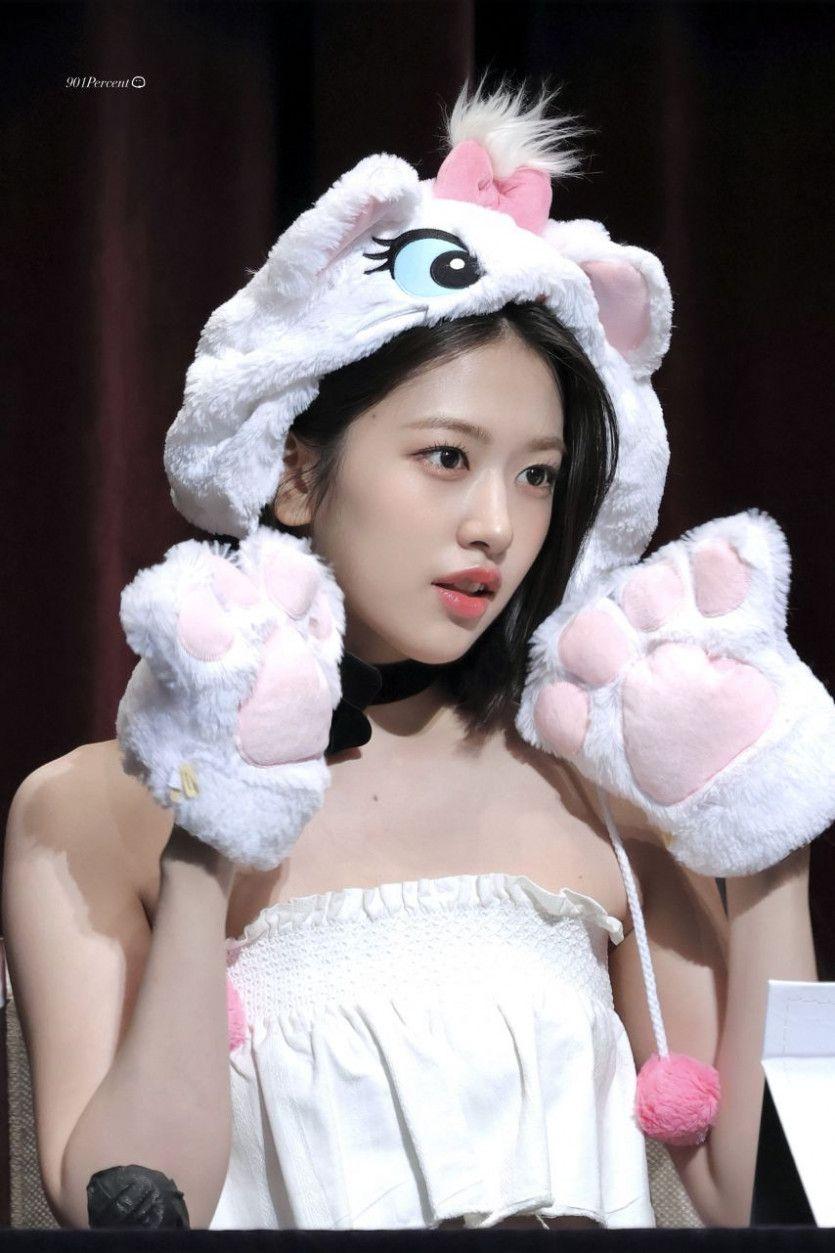 아이브 안유진2