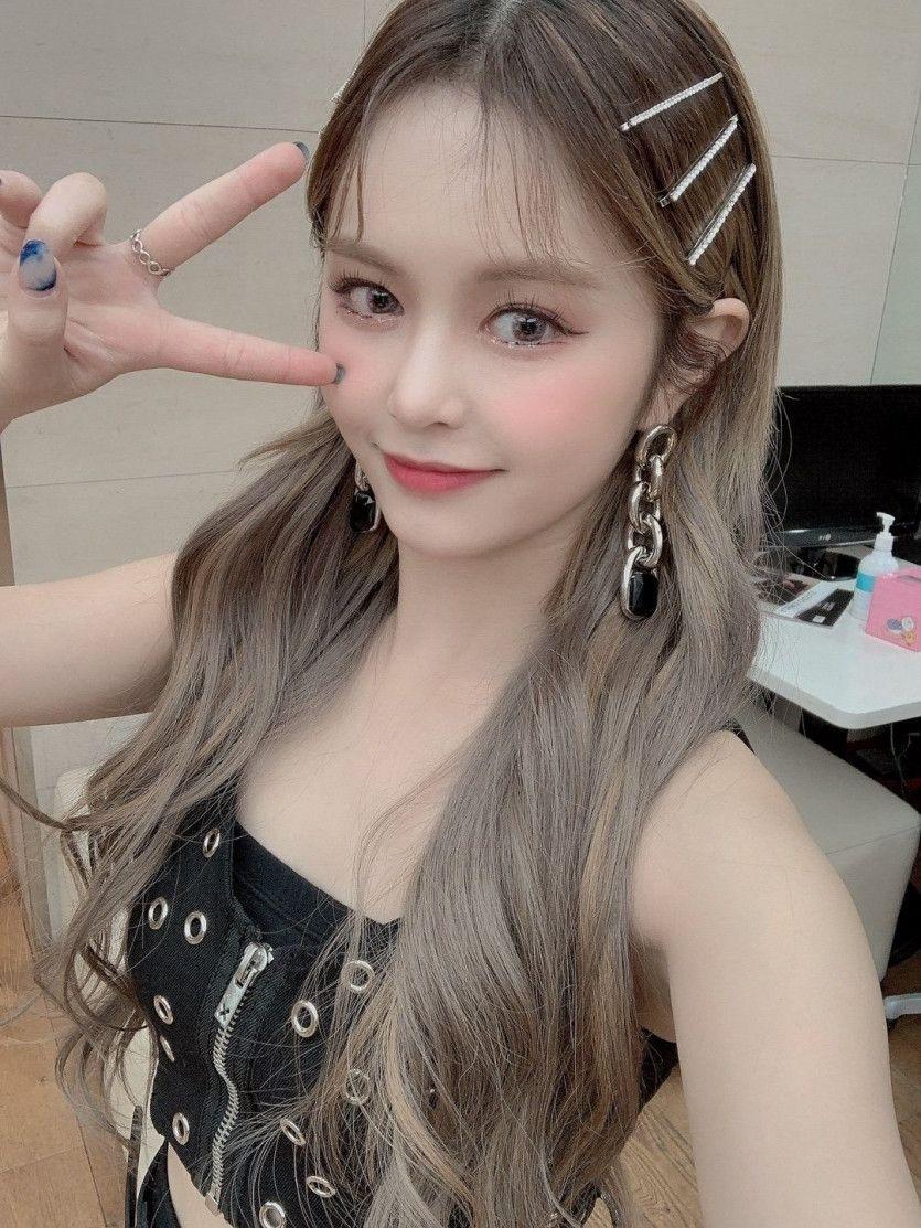 EVERGLOW 박지원2