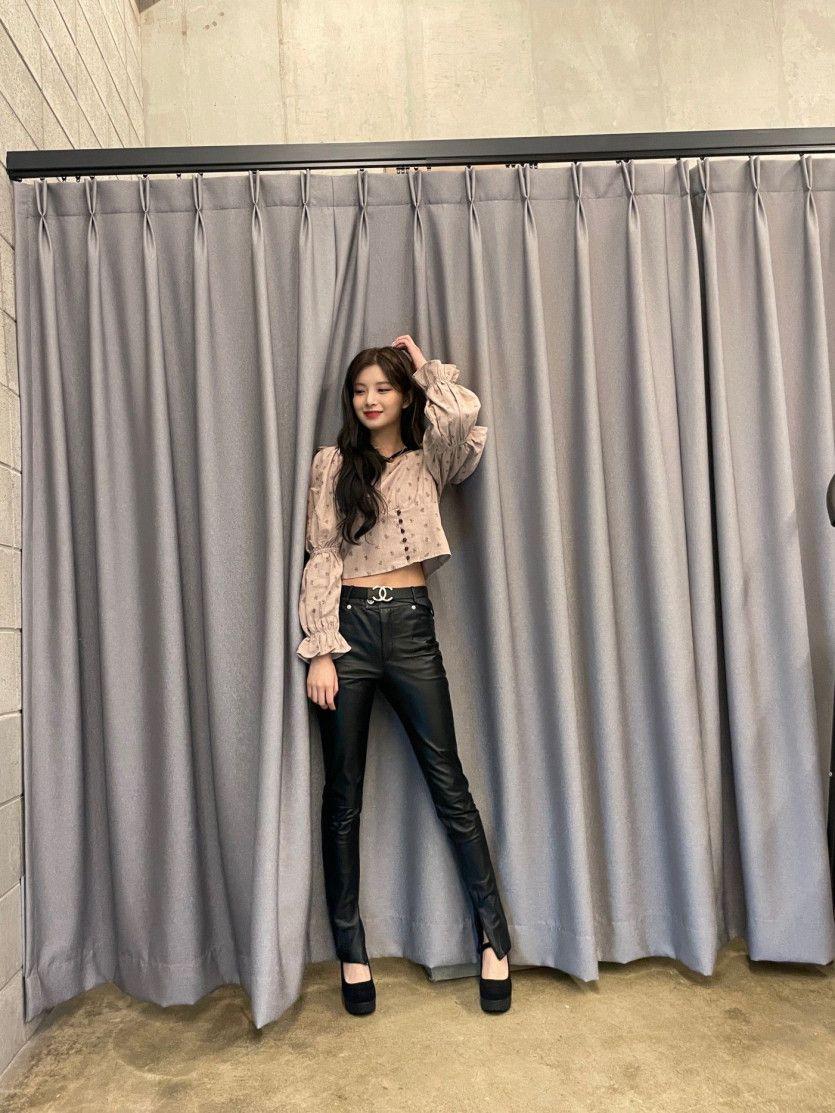 EVERGLOW 왕이런2