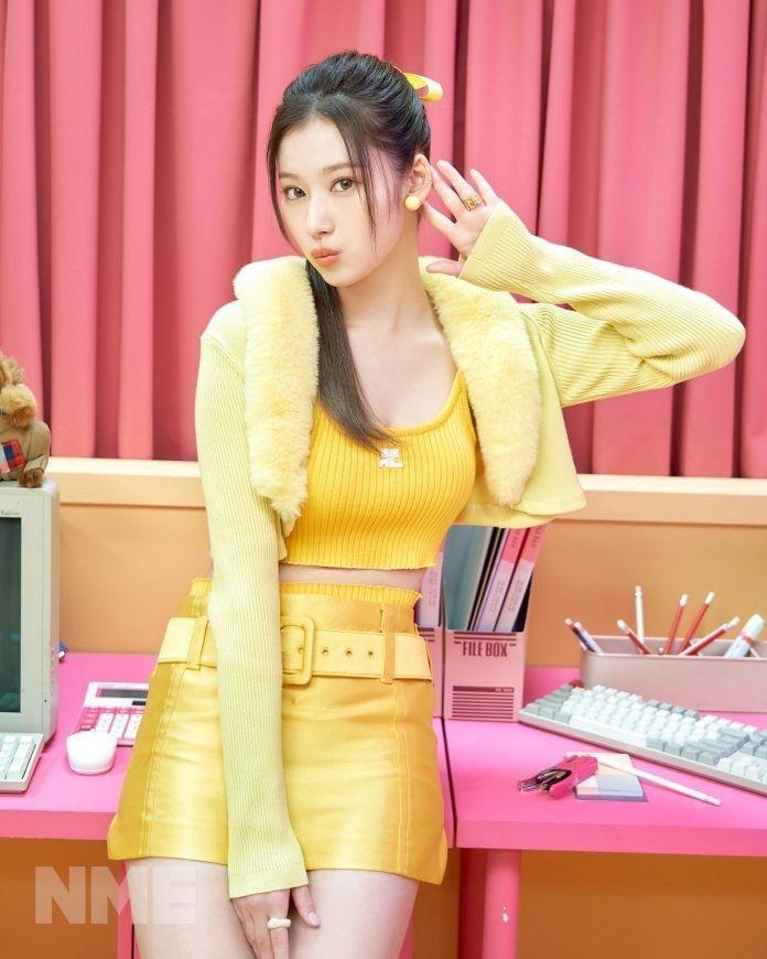TWICE Sana1