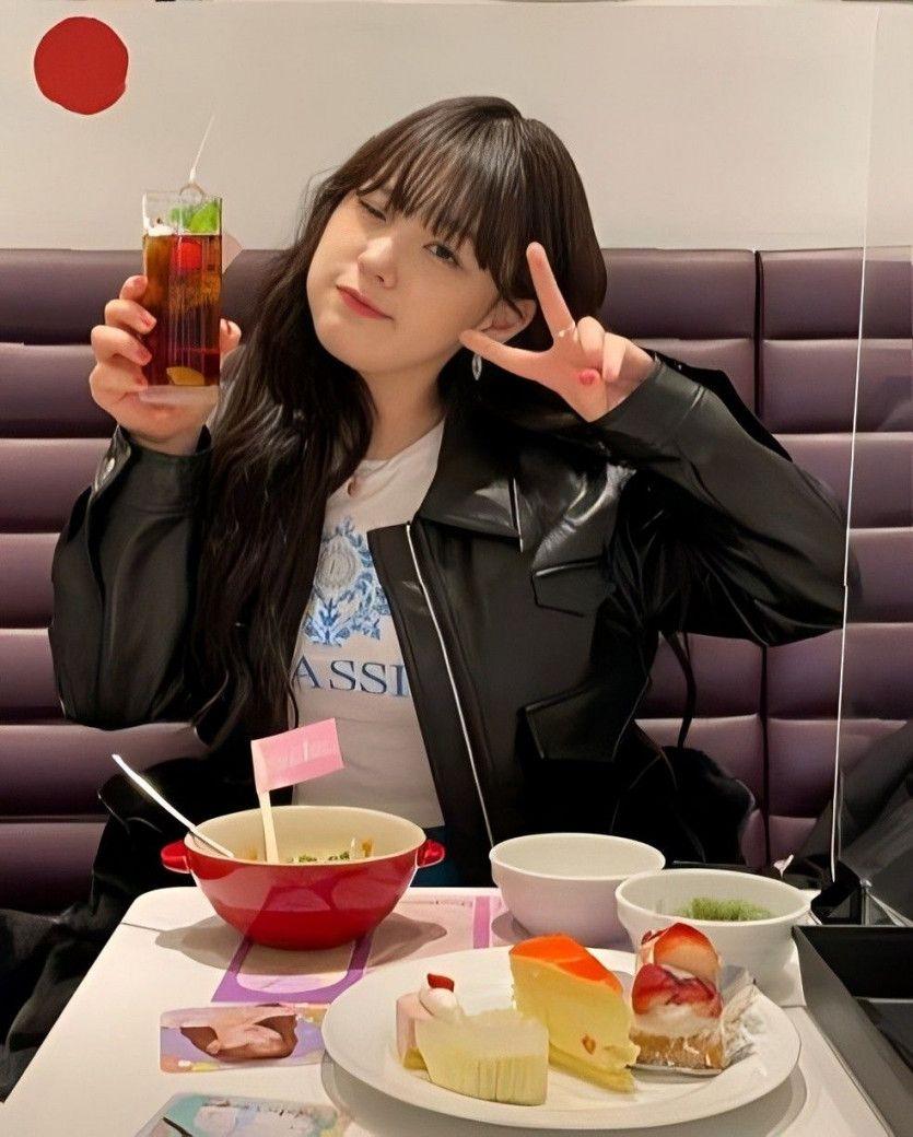 Kep1er Chaehyun3