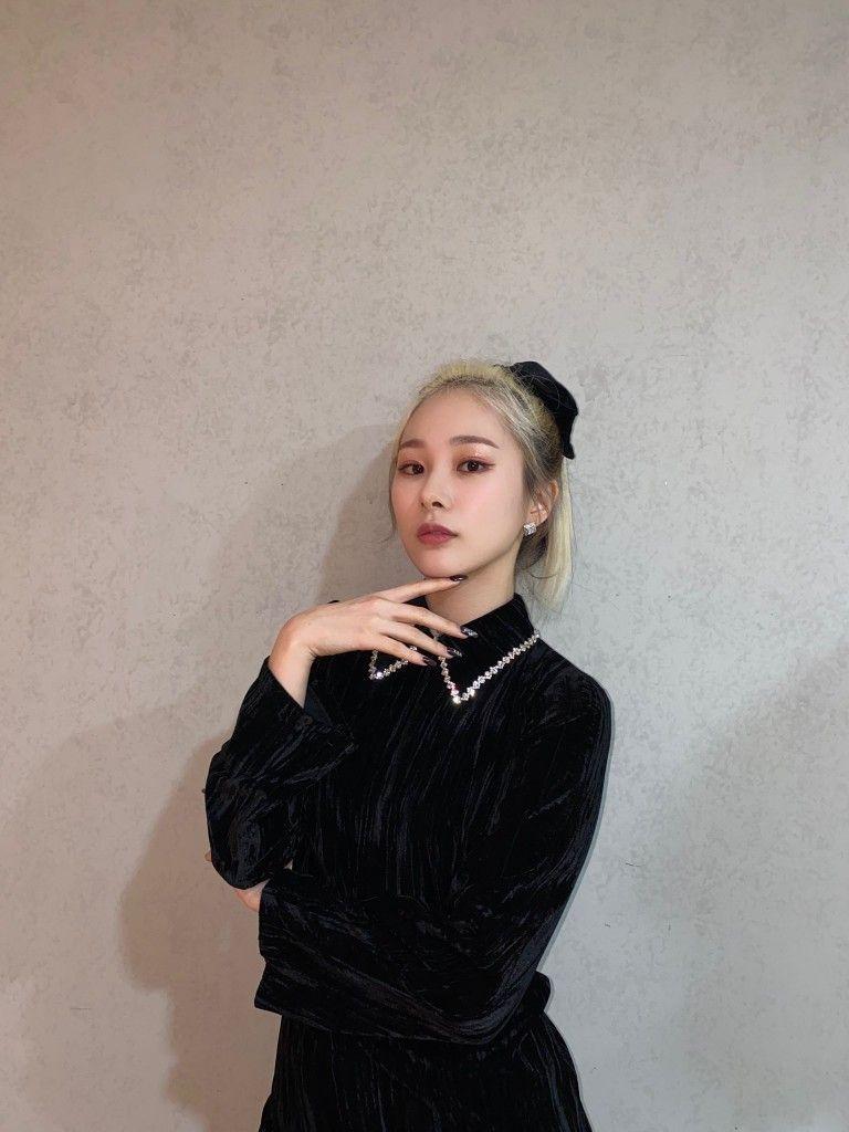 EVERGLOW Mia0