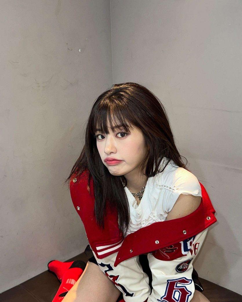 안유진1